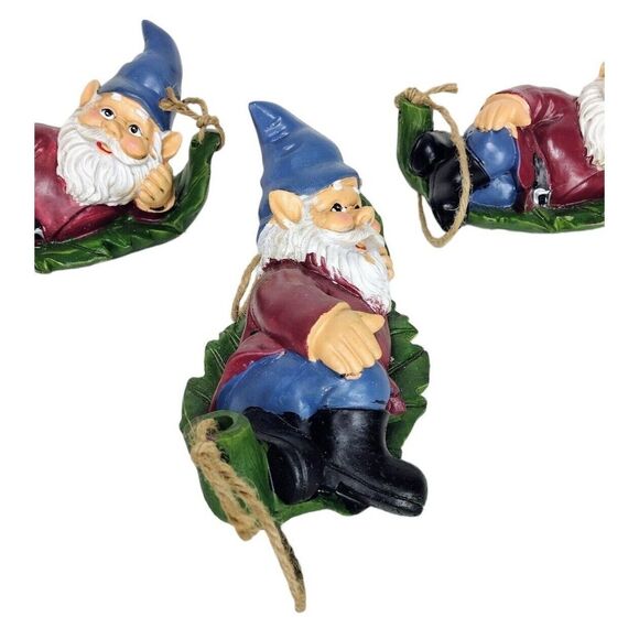 Garden Gnome Hanging in a Leaf Hammock Figurine 8" Outdoor Figurine Decor NEW - Picture 4 of 8